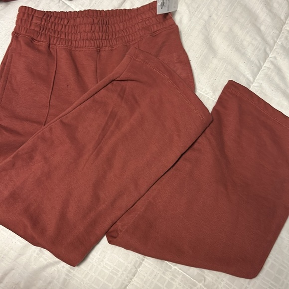 Girls Reebok outfit - Picture 3 of 4